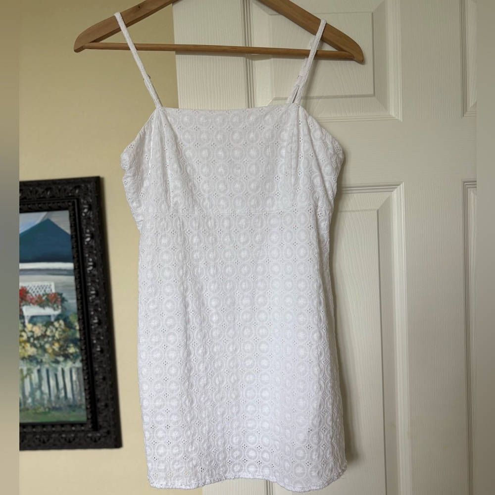 White Eyelet Lace Summer Dress Girls Size M Adjustable Straps Lined